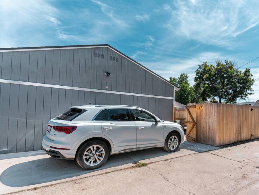 Beautiful Denver Carriage House Екстер'єр фото