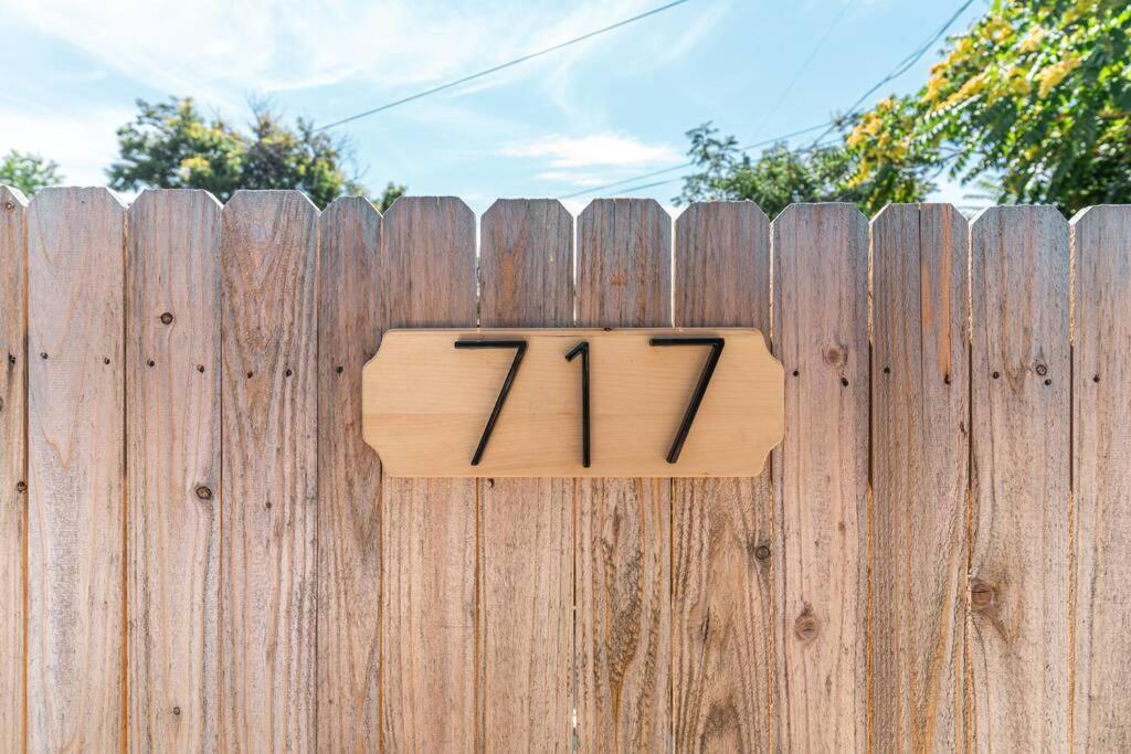 Beautiful Denver Carriage House Екстер'єр фото
